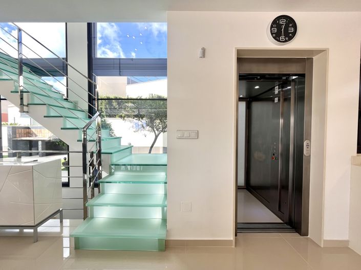 Image No.20-5 Bed Villa for sale