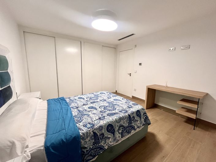 Image No.28-5 Bed Villa for sale