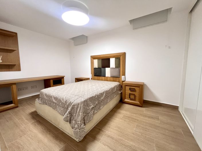 Image No.29-5 Bed Villa for sale