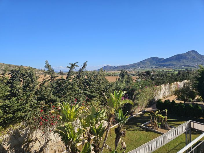 Image No.37-5 Bed Villa for sale