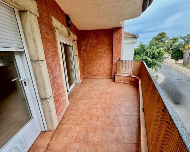 Image No.19-3 Bed Apartment for sale