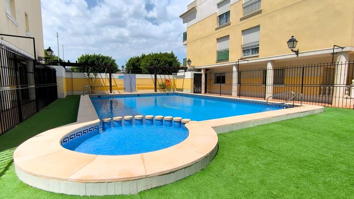 Image No.16-2 Bed Apartment for sale