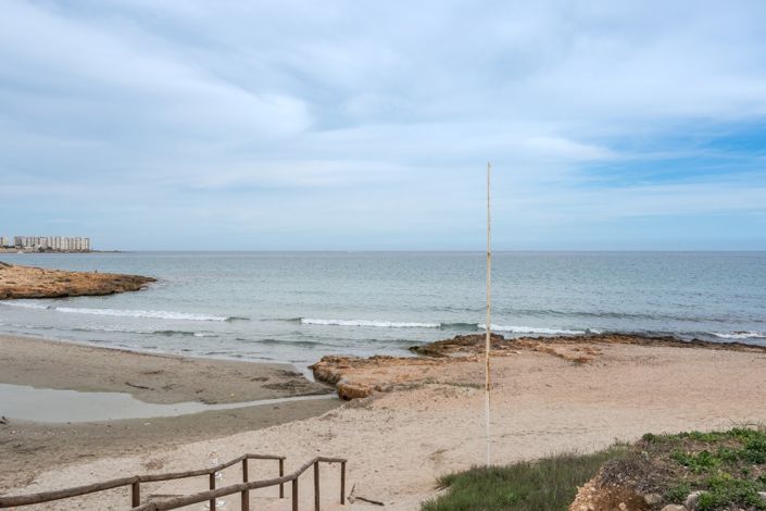 Image No.40-2 Bed Apartment for sale