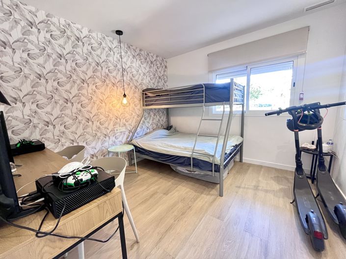 Image No.19-3 Bed Apartment for sale