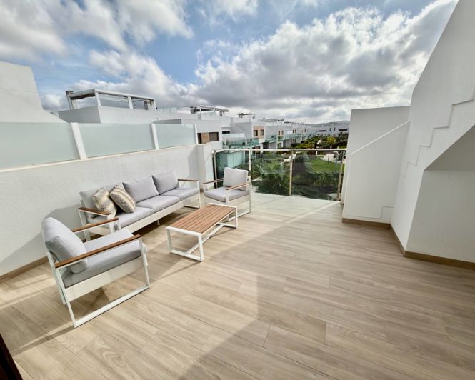 Image No.20-3 Bed Apartment for sale