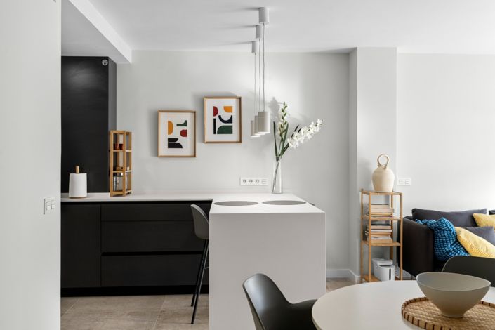 Image No.1-3 Bed Apartment for sale