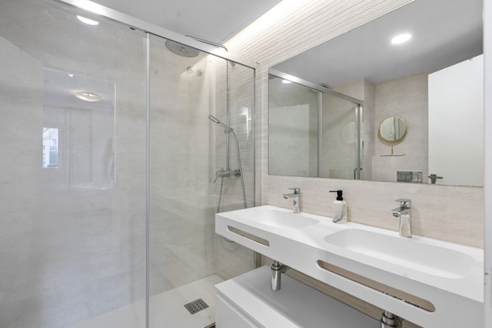 Image No.22-3 Bed Apartment for sale