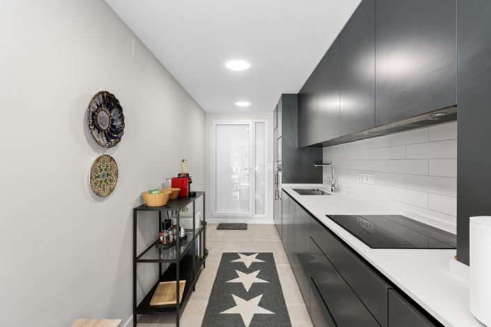 Image No.26-3 Bed Apartment for sale