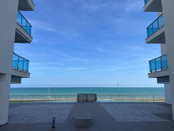 n9cwjxm8qb9lamanga10205