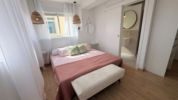 Image No.12-3 Bed Apartment for sale