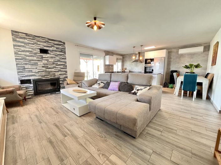 Image No.18-3 Bed Villa for sale