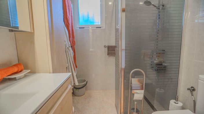 Image No.24-3 Bed Villa for sale