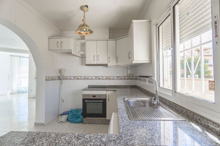 Image No.12-4 Bed Villa for sale