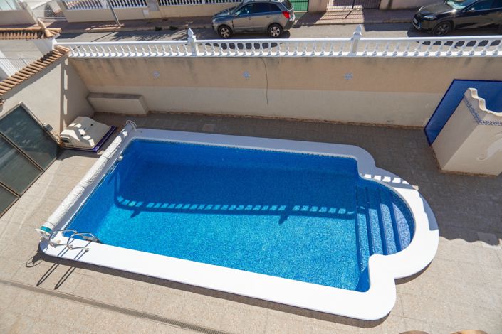 Image No.28-4 Bed Villa for sale