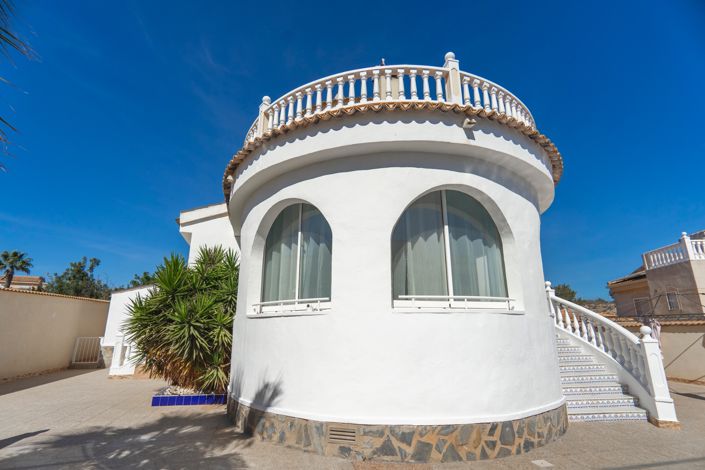 Image No.35-4 Bed Villa for sale