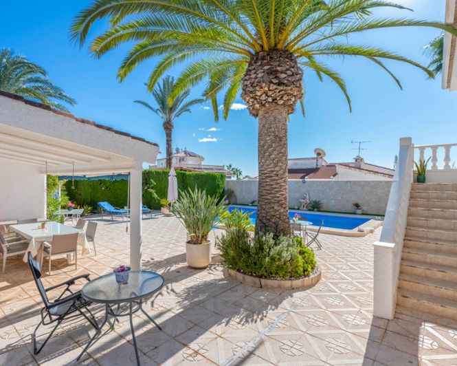 Image No.27-4 Bed Villa for sale