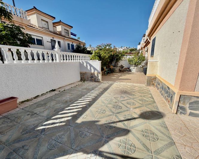 Image No.18-3 Bed Villa for sale