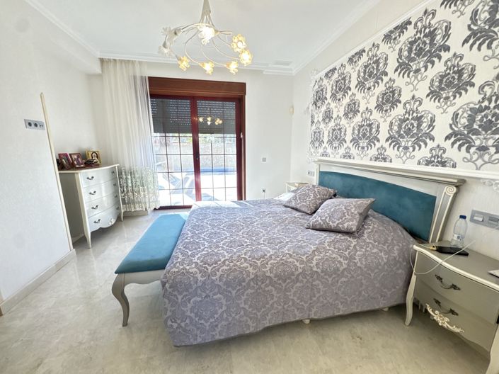 Image No.16-4 Bed Villa for sale