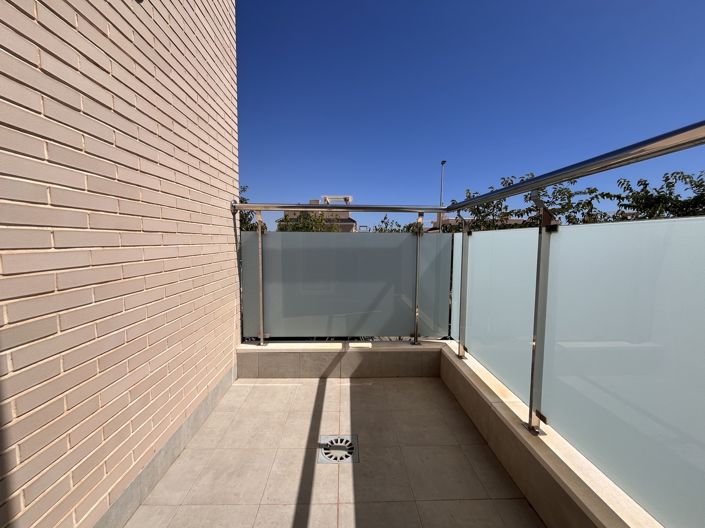 Image No.30-4 Bed Villa for sale