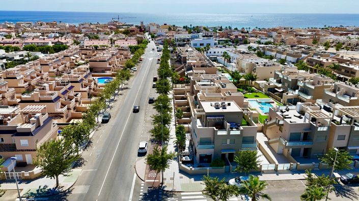 Image No.36-4 Bed Villa for sale