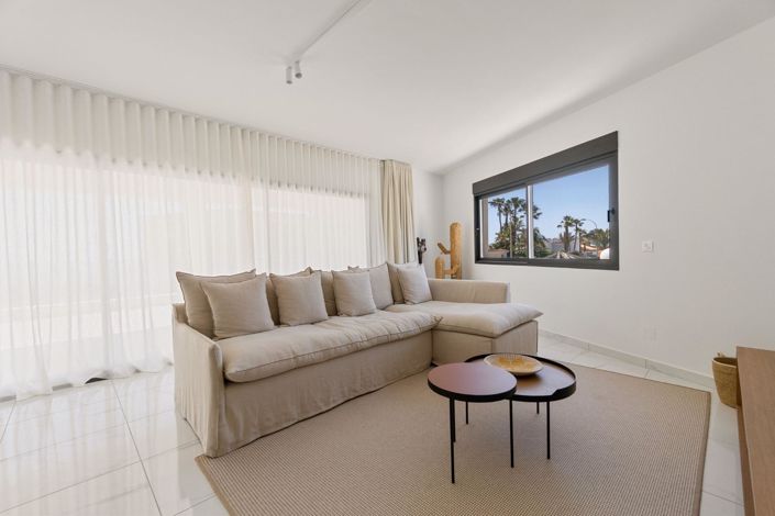 Image No.11-5 Bed Villa for sale