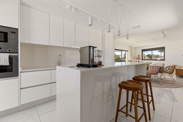 Image No.18-5 Bed Villa for sale