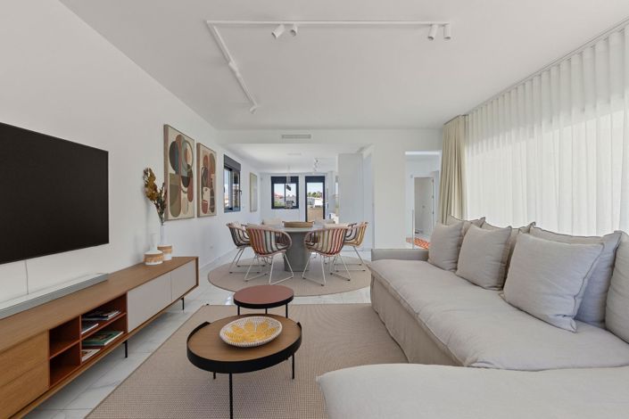 Image No.9-5 Bed Villa for sale