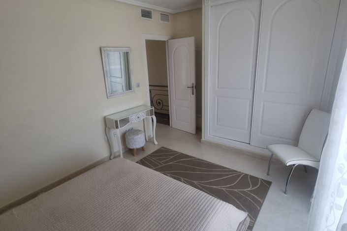 Image No.27-2 Bed Property for sale