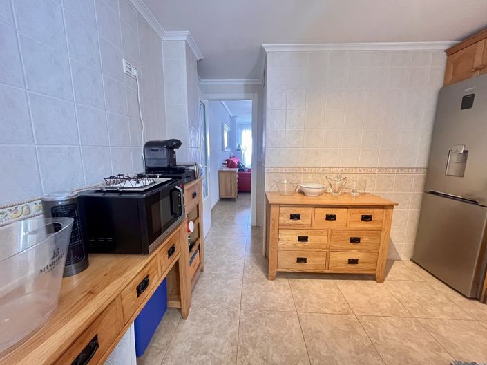 Image No.25-2 Bed Property for sale