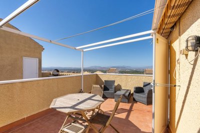 2 Bed Property for sale