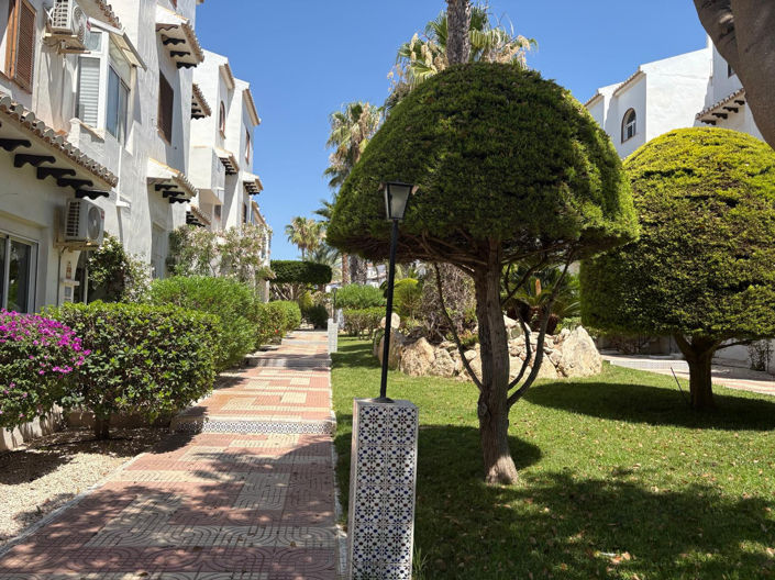 Image No.28-2 Bed Property for sale