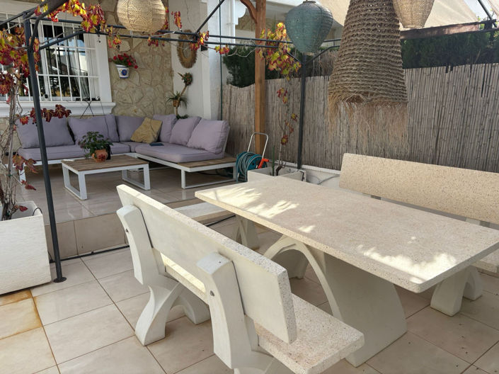 Image No.3-3 Bed Property for sale