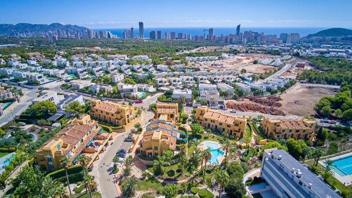 Image No.2-3 Bed Property for sale