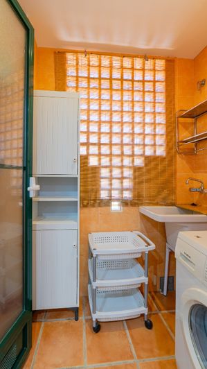 Image No.24-3 Bed Property for sale