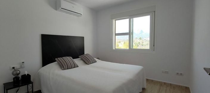 Image No.20-2 Bed Property for sale