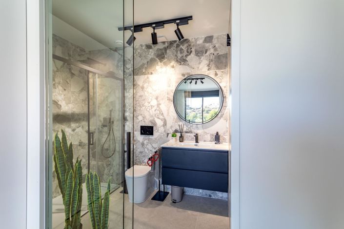 Image No.15-2 Bed Apartment for sale