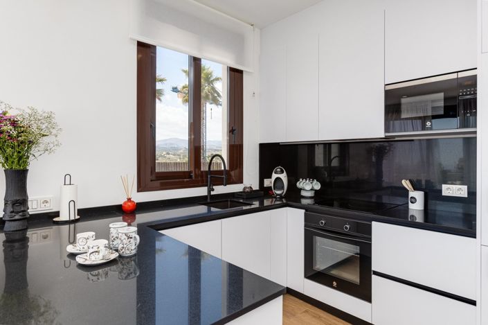 Image No.5-3 Bed Villa for sale