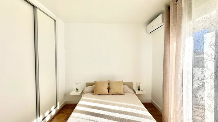 Image No.31-3 Bed Property for sale