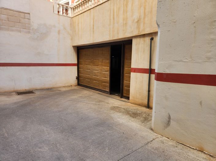 Image No.24-2 Bed Apartment for sale