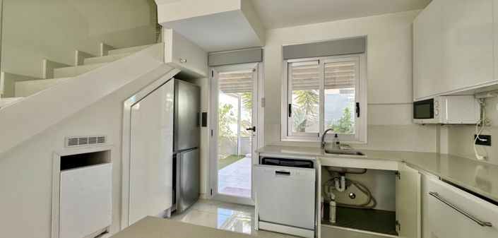 Image No.11-3 Bed Villa for sale