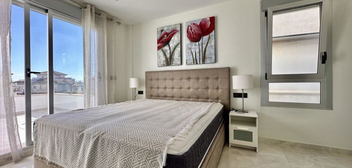 Image No.20-3 Bed Villa for sale