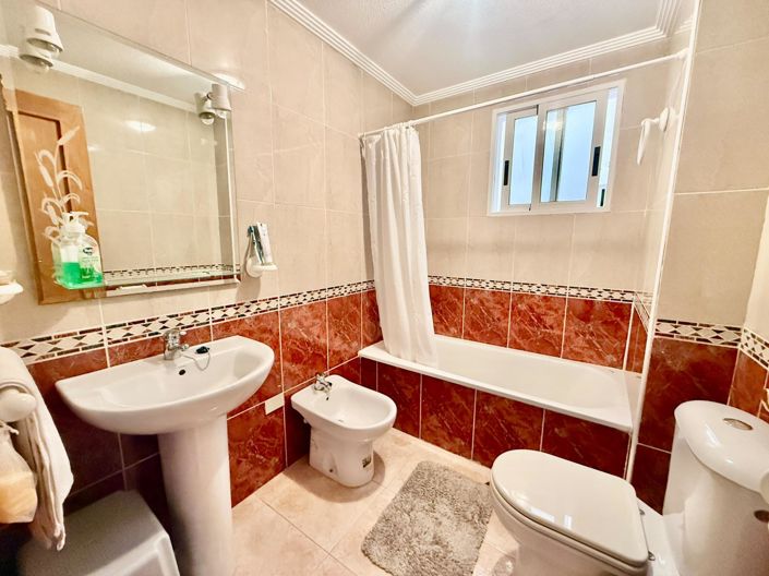 Image No.26-Appartement de 2 chambres à vendre à Torrevieja