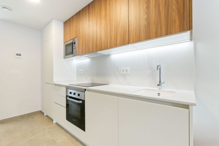 Image No.4-2 Bed Apartment for sale