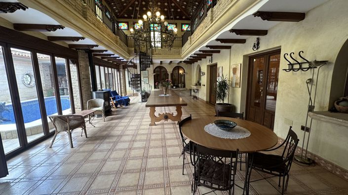 Image No.13-4 Bed Villa for sale