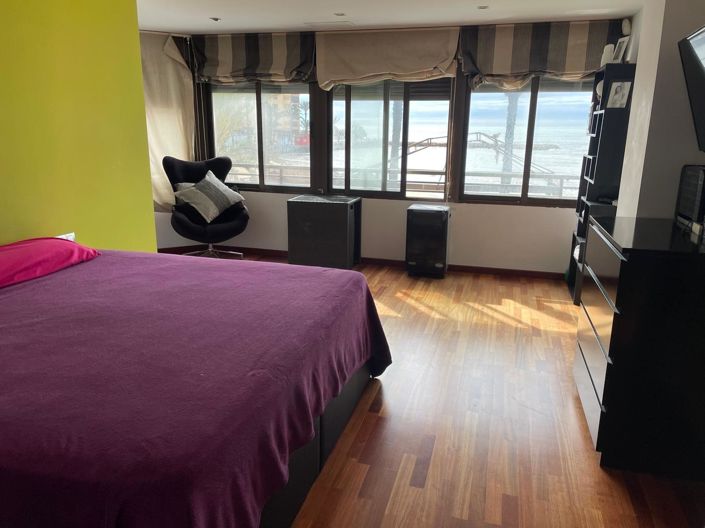 Image No.10-4 Bed Apartment for sale