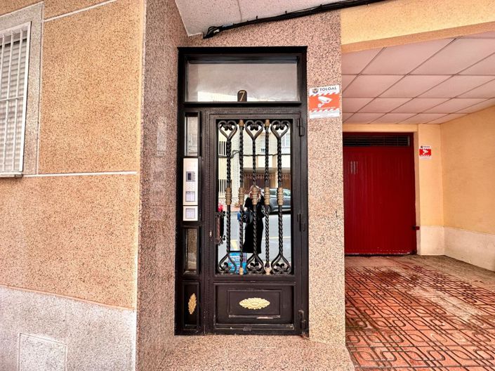 Image No.15-2 Bed Apartment for sale