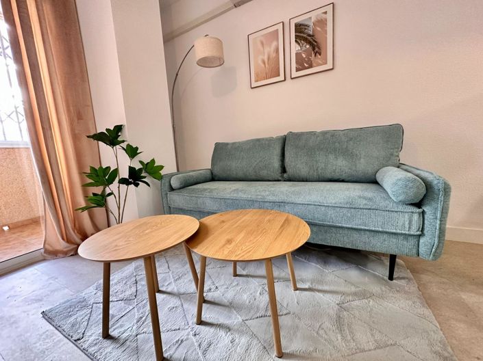 Image No.2-Appartement de 2 chambres à vendre à Torrevieja