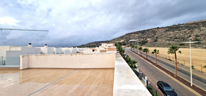 Image No.41-3 Bed Apartment for sale