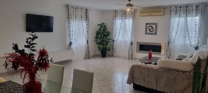 Image No.10-6 Bed Villa for sale