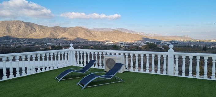 Image No.25-6 Bed Villa for sale